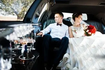 noleggiare una limousine per il matrimonio